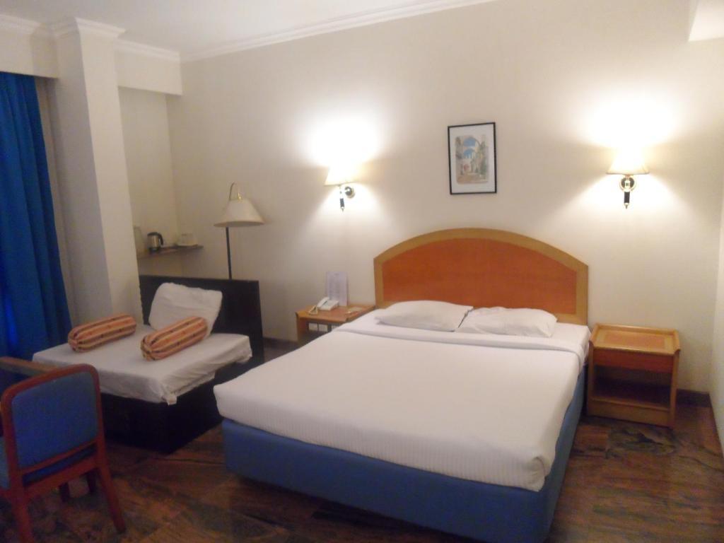Kamat Lingapur Hotel Hyderabad Exterior foto