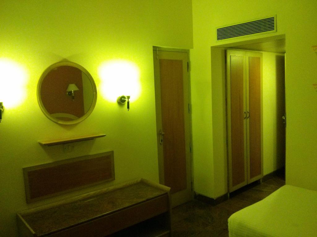 Kamat Lingapur Hotel Hyderabad Exterior foto